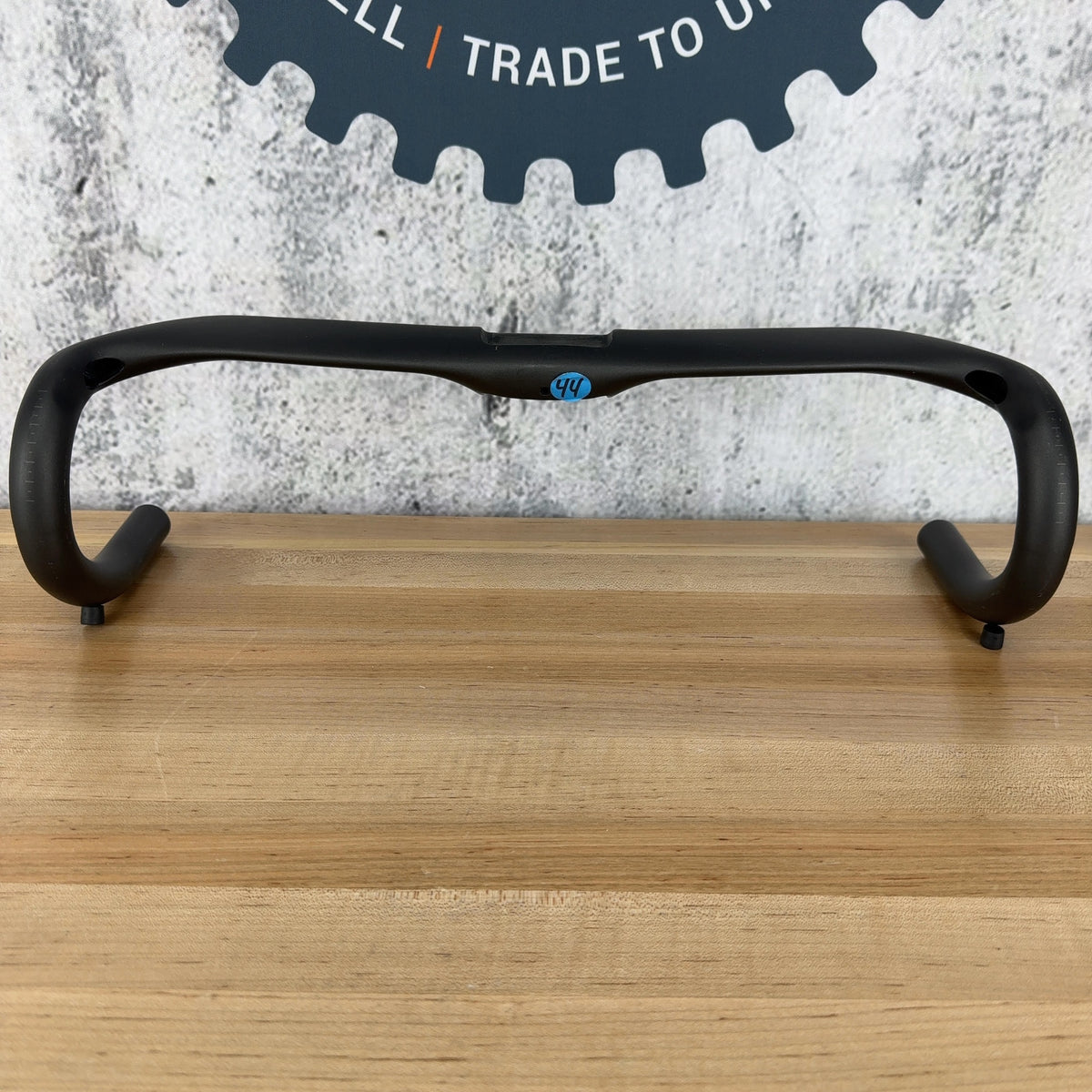 Light Use! Trek Madone SLR 44cm 31.8mm Carbon Aero Drop Bar Bike Handlebar 287g