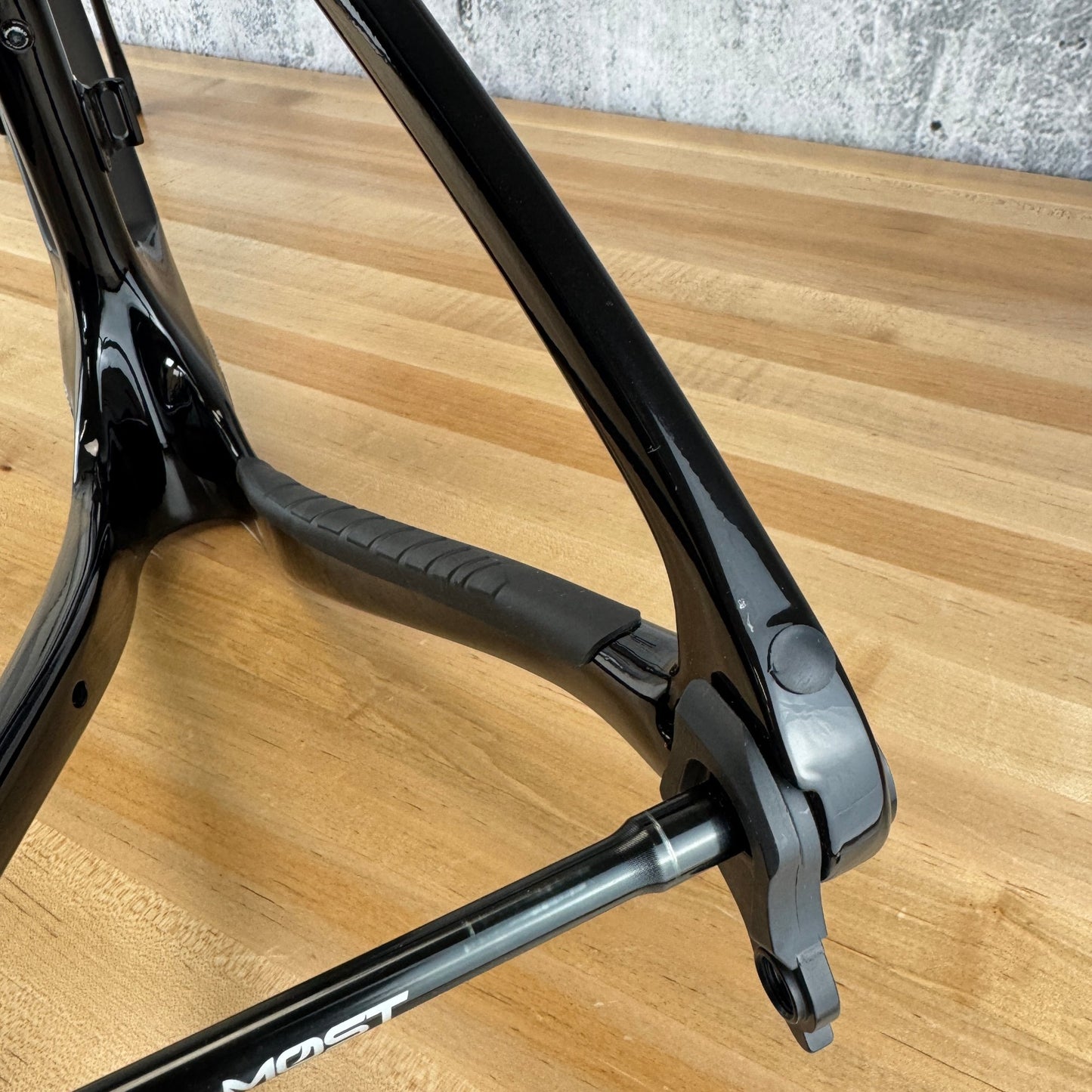 Light Use! 2026 Pinarello Dogma GR 530 Black on Black Carbon Frameset