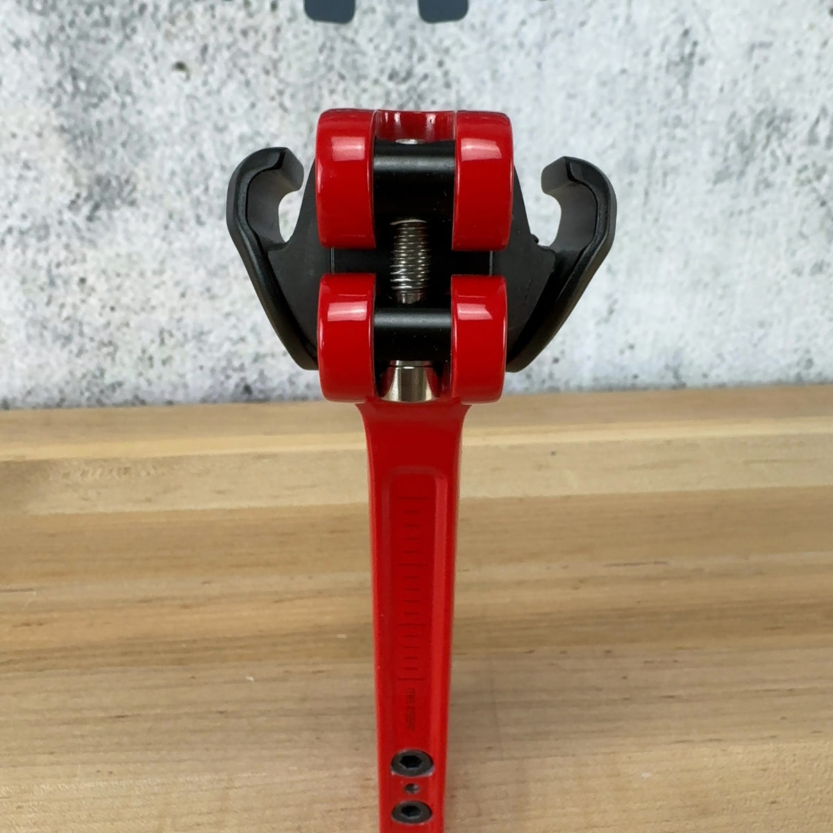 New Take Off! Trek Madone SLR Carbon Aero 160mm Red Seatmast Cap 235g MSRP $375 — photo 6 of 7