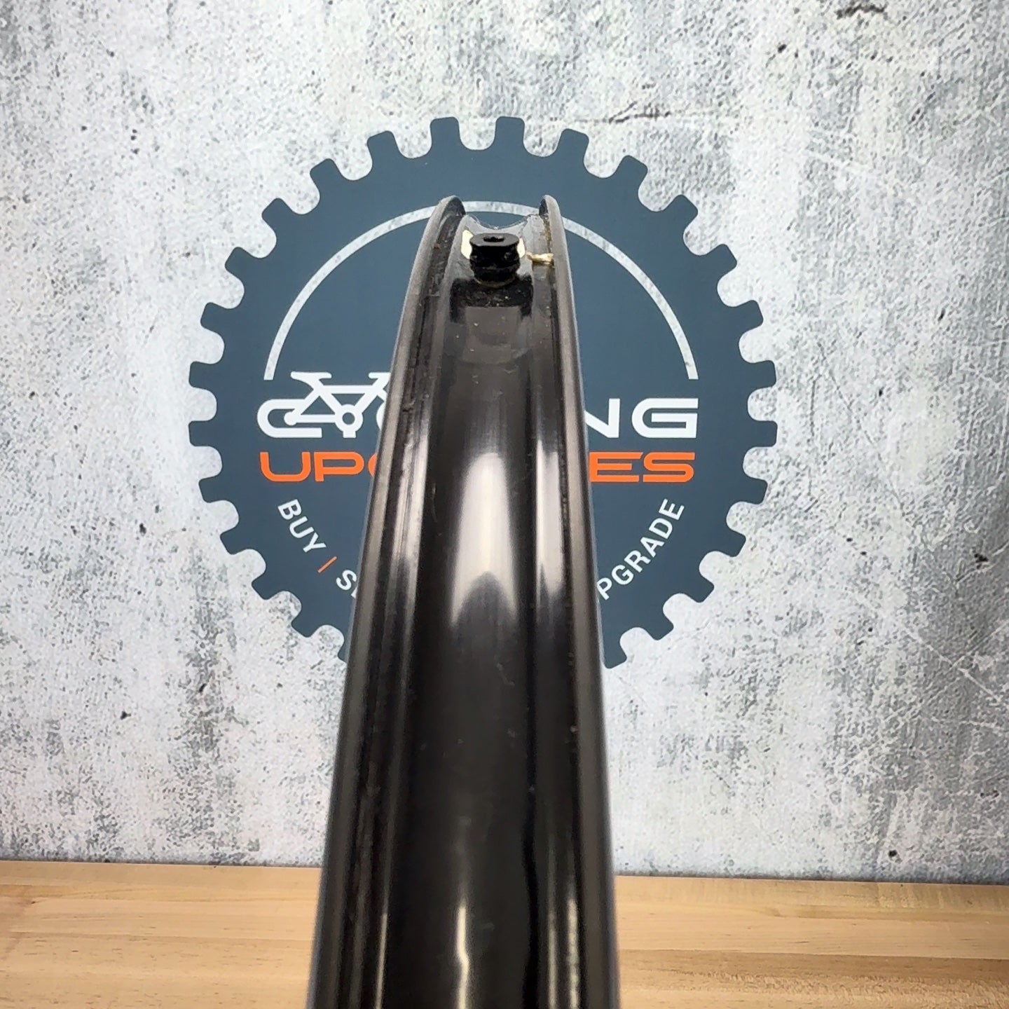 Light Bicycle AIRIA 55d Flyweight Light Bicycle Hub Gen 3 Plus Carbon Wheelset