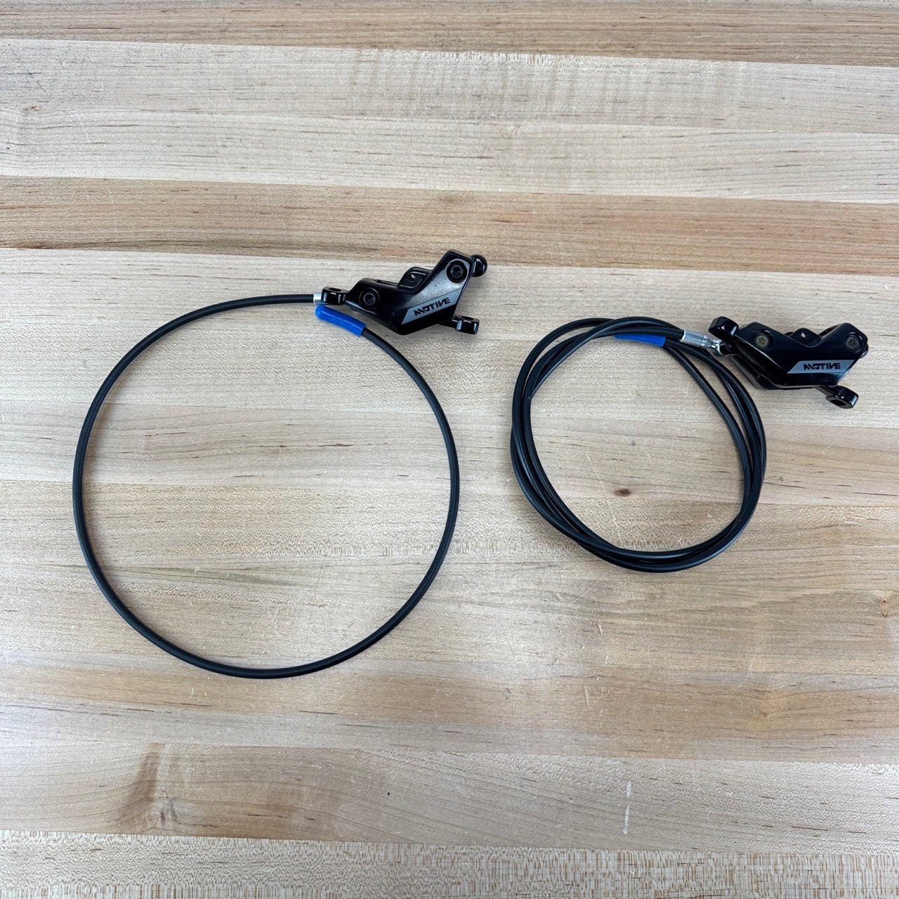 Low Mile! SRAM Motive Silver MTB Brakeset