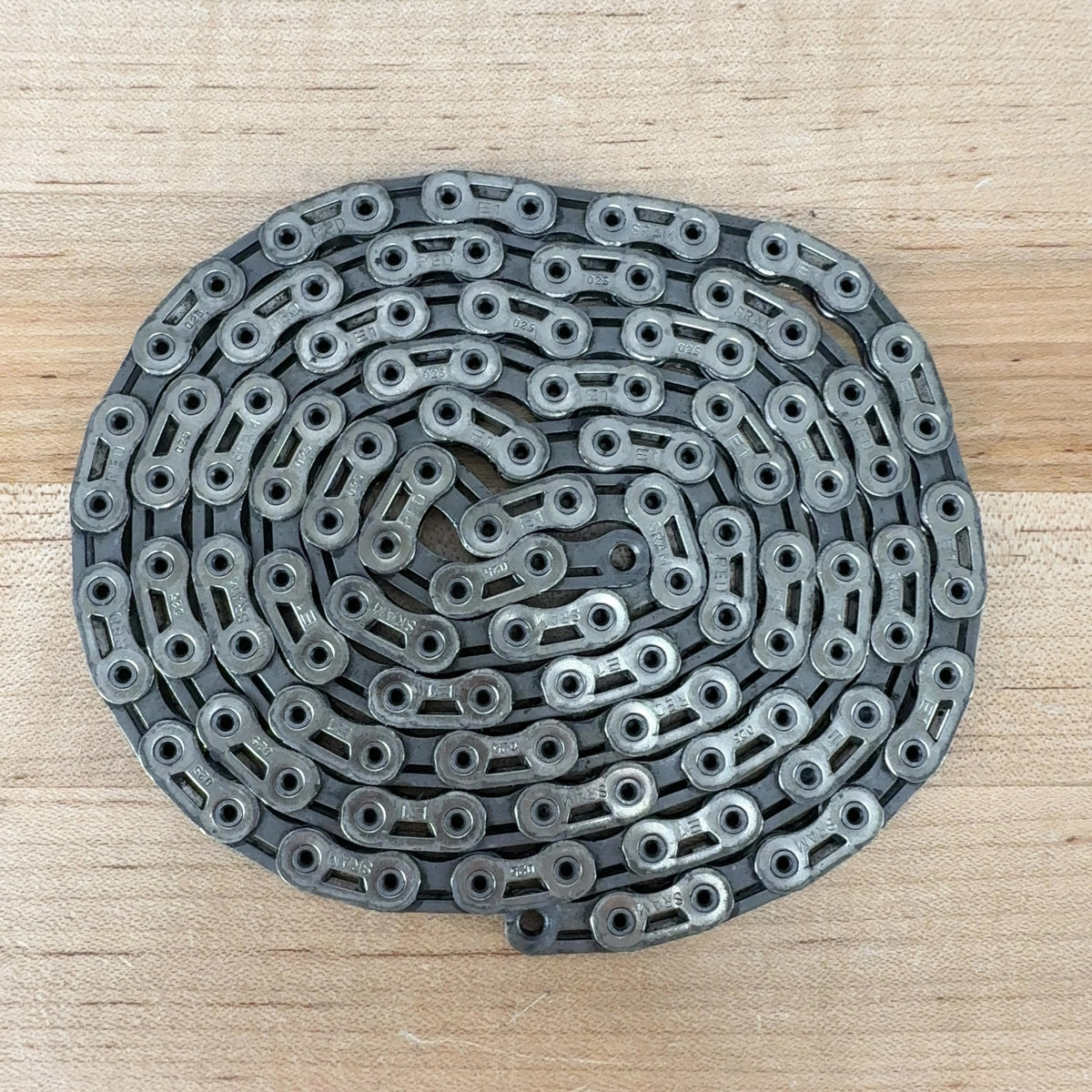 SRAM Red AXS Flattop E1 PowerLock Silver 116 Links Bike Chain With Master Link — photo 4 of 5