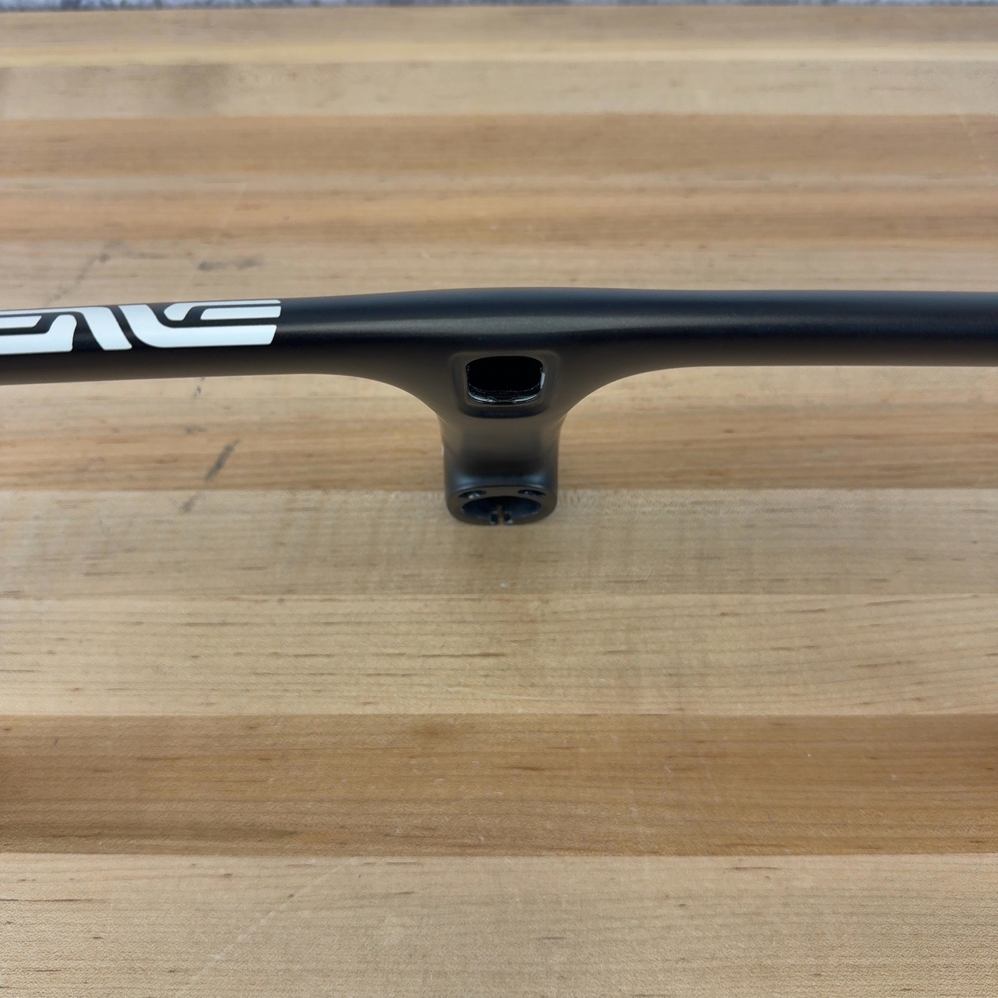 Enve SES Aero Pro One-Piece Handlebar 37/40cm x 120mm Carbon Integrated Handlebar