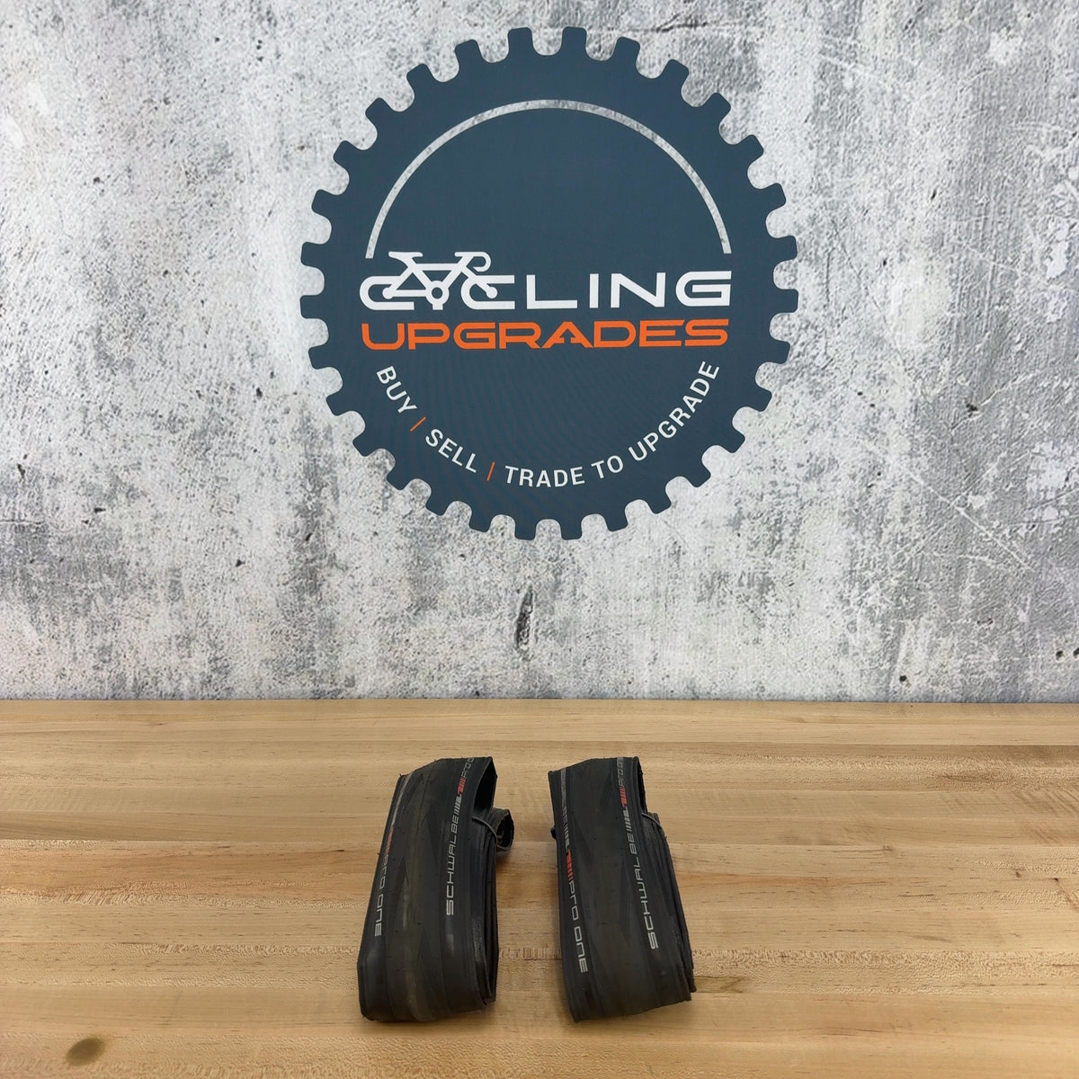 New Take Off! Pair Schwalbe Pro One 700c x 32mm Road Bike Tires MSRP $150