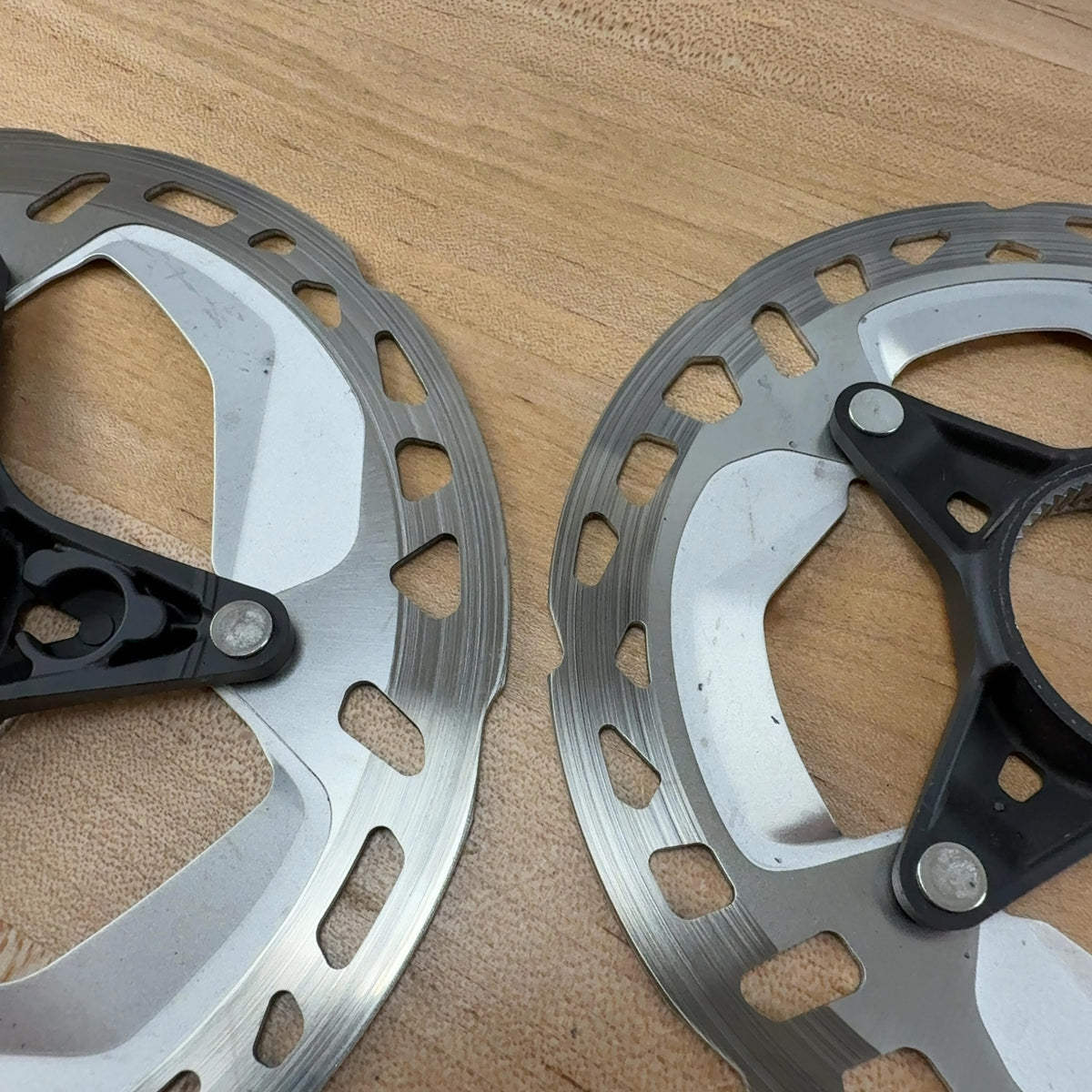 Shimano RT-MT800-S 160/140 Center-Lock Bike Disc Brake Rotors 215g w/ Lockrings