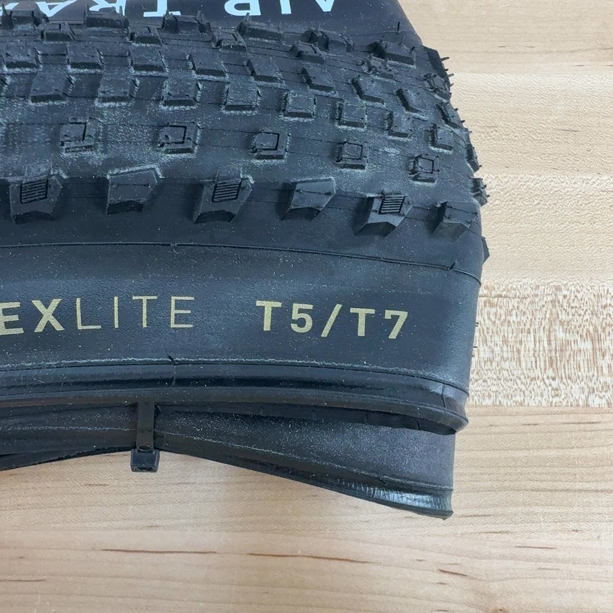 New Take Off! Single Specialized Air Trak Flexlite 29x2.35 MTB Tire MSRP $74.99 — photo 4 of 5