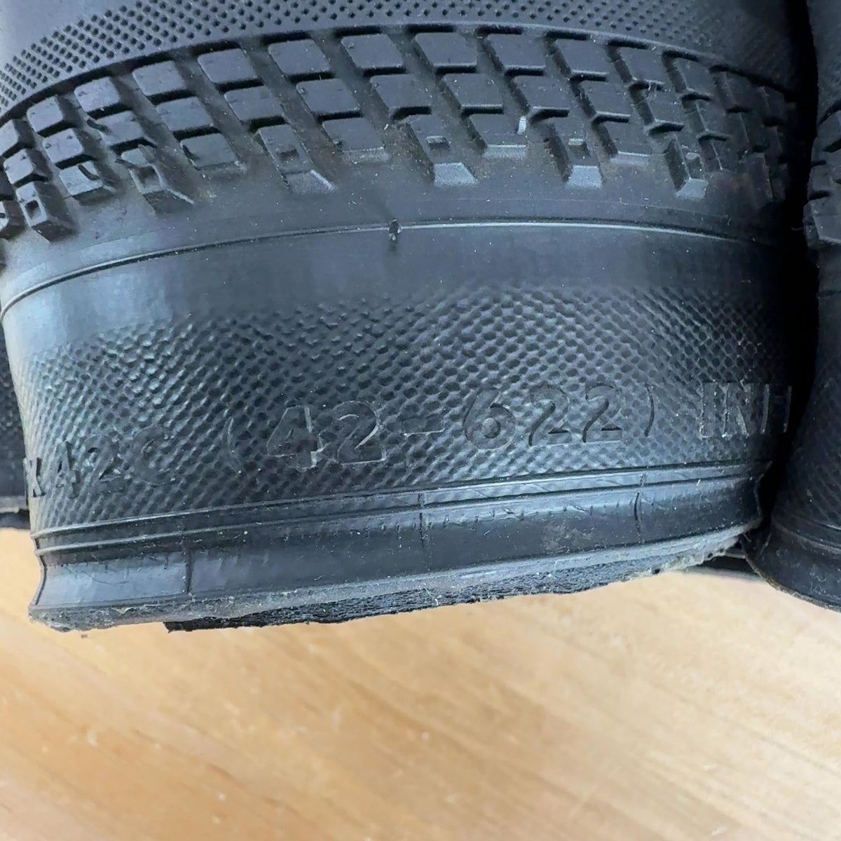 New Take Off! IRC Boken Plus 700x42mm Tubless Single Gravel Bike Tire 615g