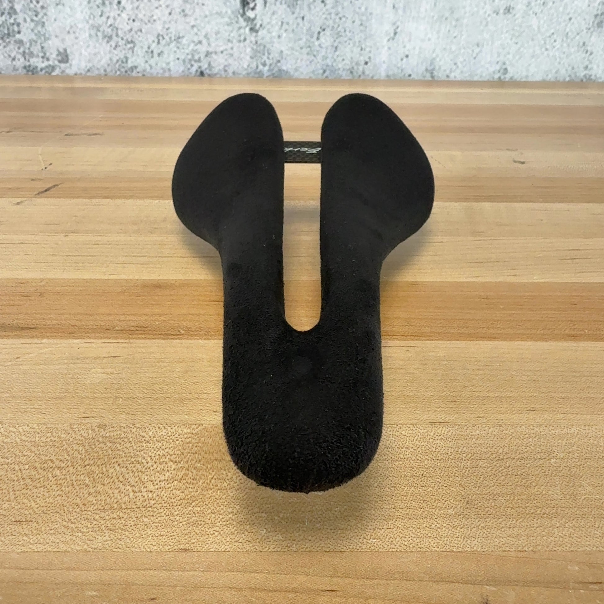 Low Mile! Berk Lupina Short 132mm Alcantara Black Carbon Bike Saddle 93g