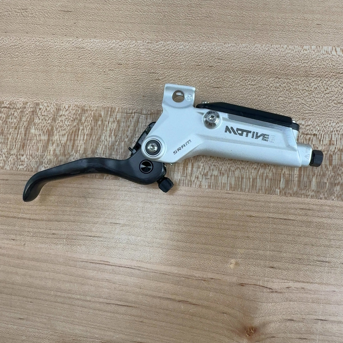 New Take Off! SRAM Motive Ultimate 4-Piston Mountain Bike Brakeset MSRP $275 — photo 3 of 6