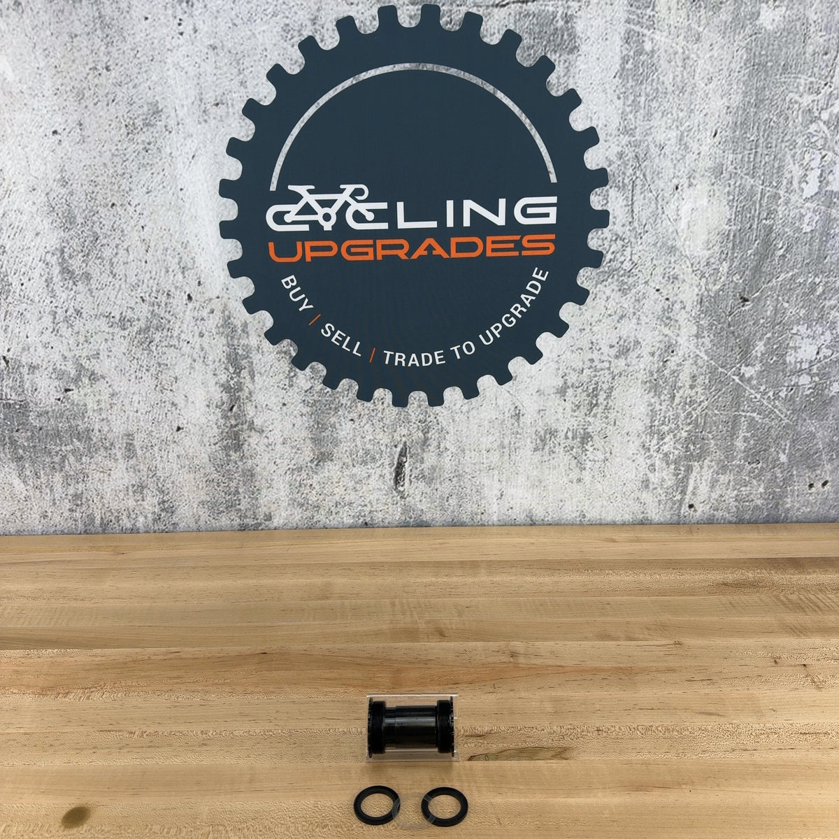 Light Use! CeramicSpeed AlphaT47 Internal 86mm Fits DUB Spindle Bottom Bracket — photo 2 of 4