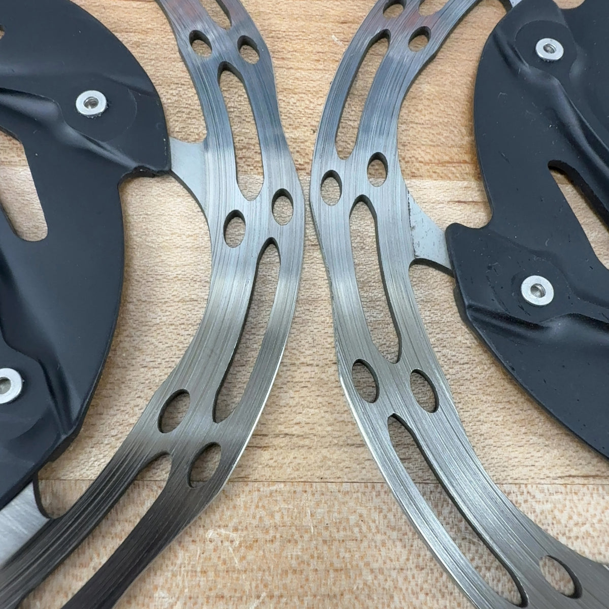 Light Use! SRAM Force AXS E1 12-Speed Hydraulic Flat Mount Disc Brake Groupset — photo 12 of 14