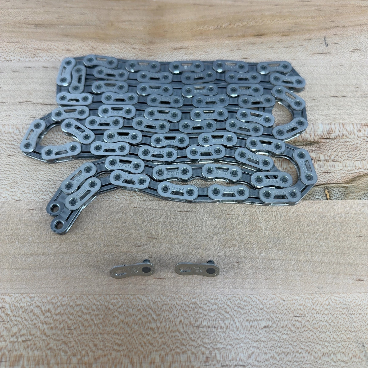 New Take Off! SRAM Force AXS E1 Flattop 12-Speed Bike Chain 110 Links — photo 1 of 3