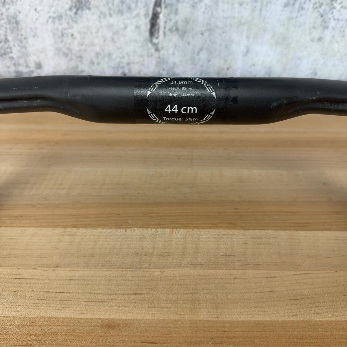 Enve Road Compact 44cm 31.8mm Carbon Black 79mm Reach Road Bike Handlebar 207g — photo 8 of 11