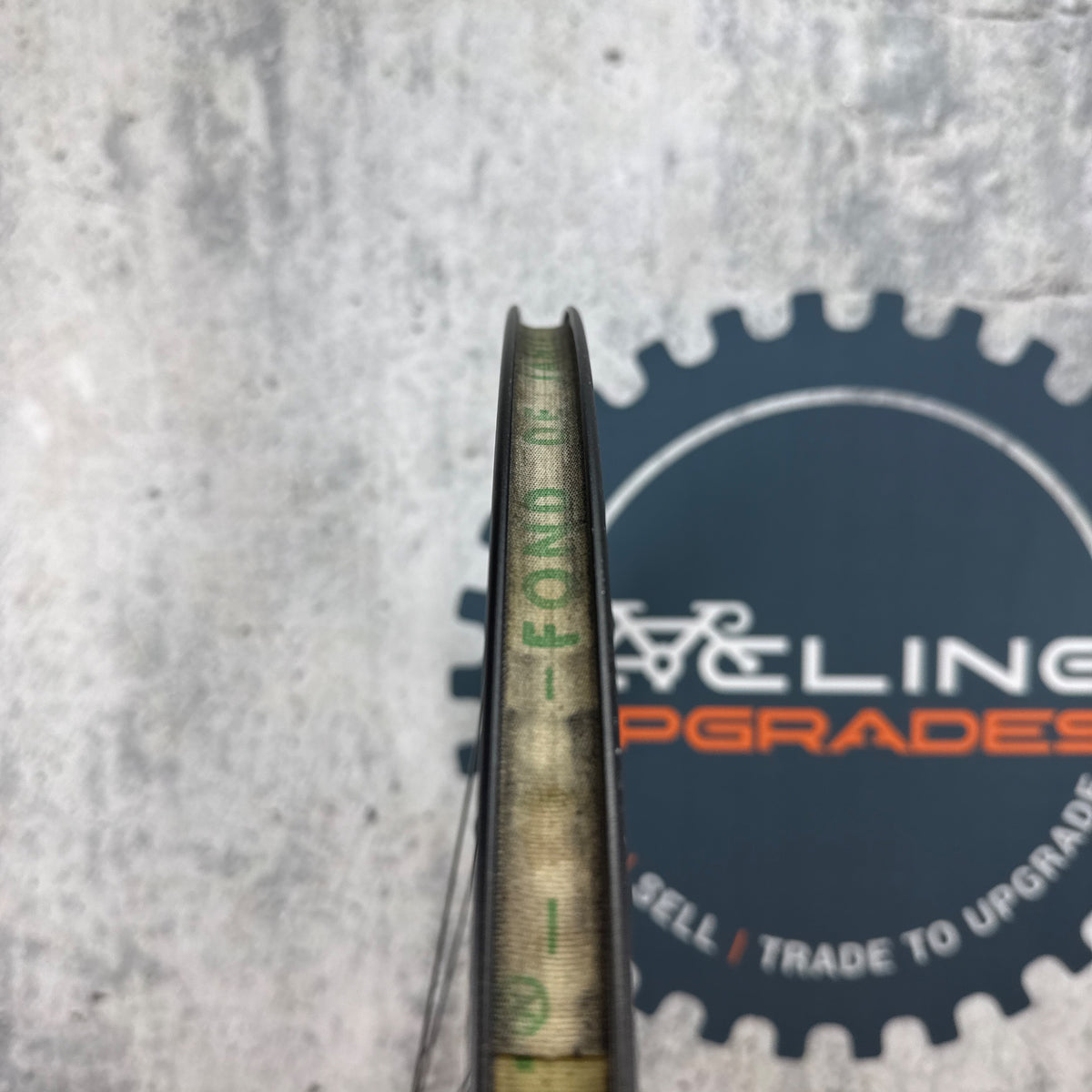 Light Use! Campagnolo Zonda G3 Alloy Rim Brake Road Bike Wheelset 700c 1720g — photo 6 of 15