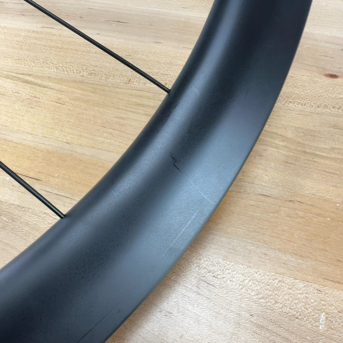New Take Off! DT Swiss ERC LOG 45mm DT 350 Carbon Bike Wheelset 700c 1570g — photo 8 of 9
