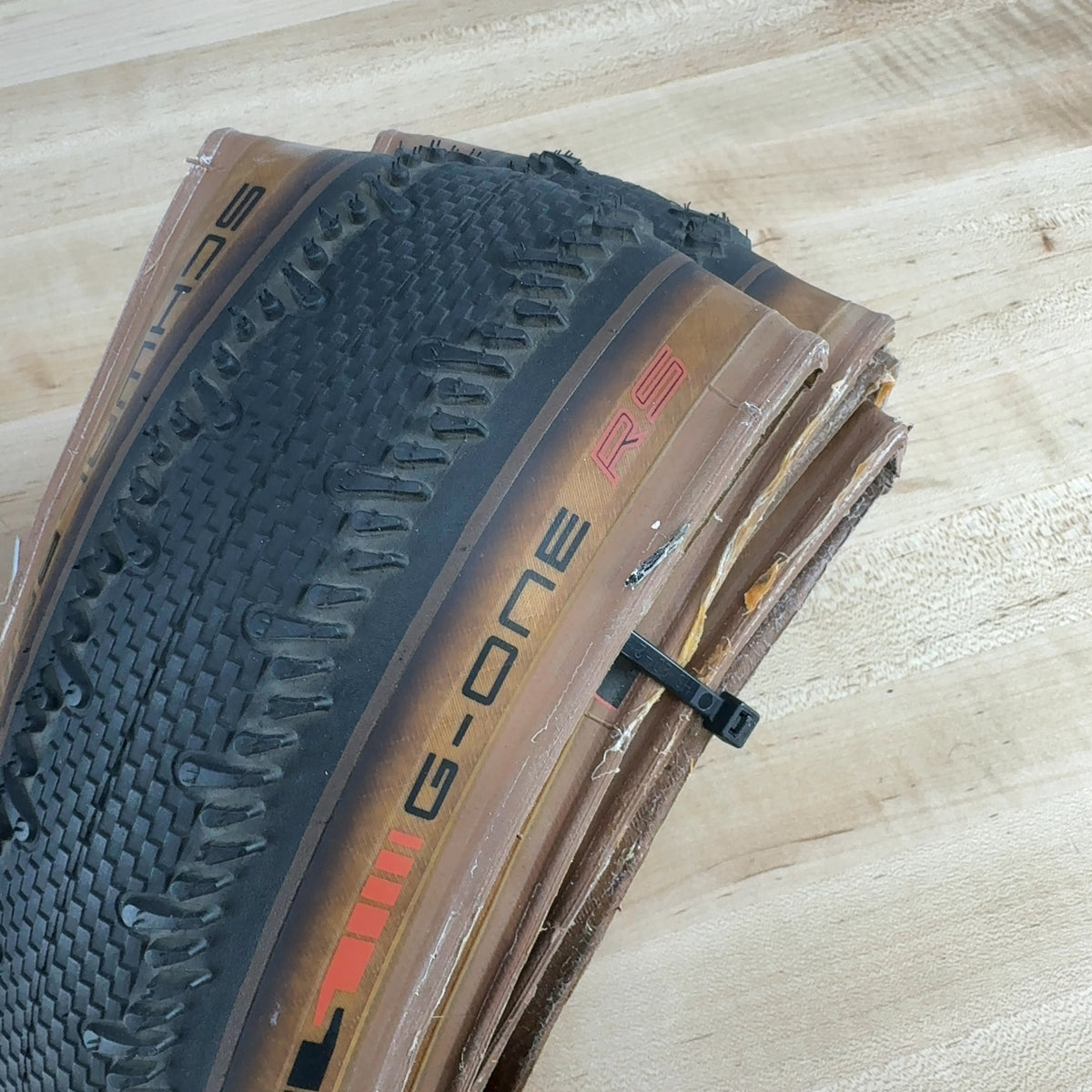 Light Use! Pair Schwalbe G-One RS Pro 700x45mm Gravel Tires ADDIX RACE Tanwall — photo 8 of 9