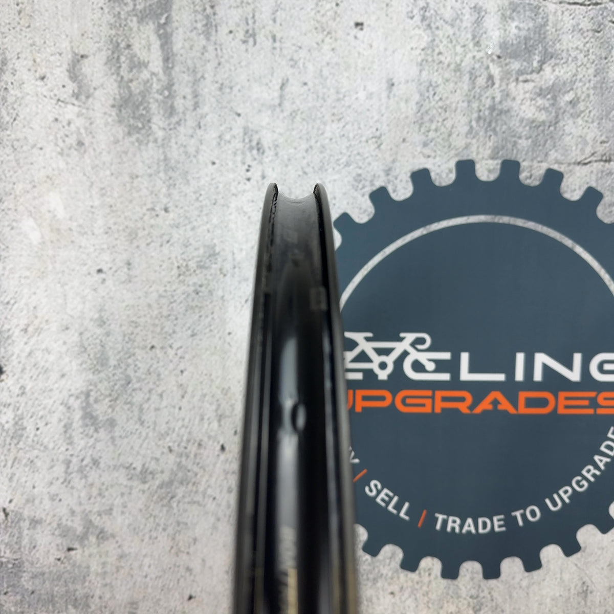 Low Mile! 2024 Bontrager Aeolus Pro 51 TLR Carbon Tubeless Wheelset 700c 1493g — photo 7 of 9