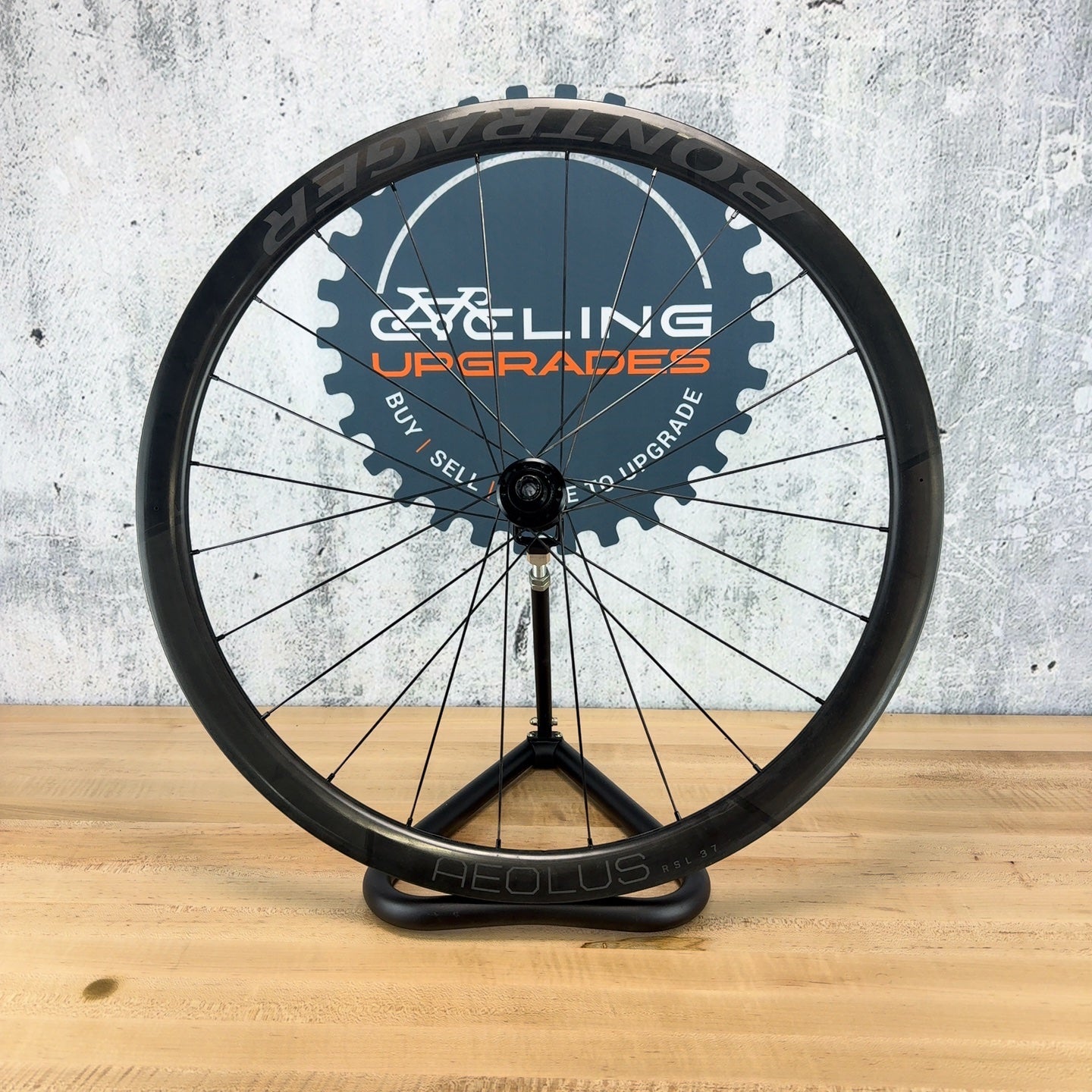 Light Use! Bontrager Aeolus RSL 37 700C Disc Brake XDR Carbon Rear Wheel 748g