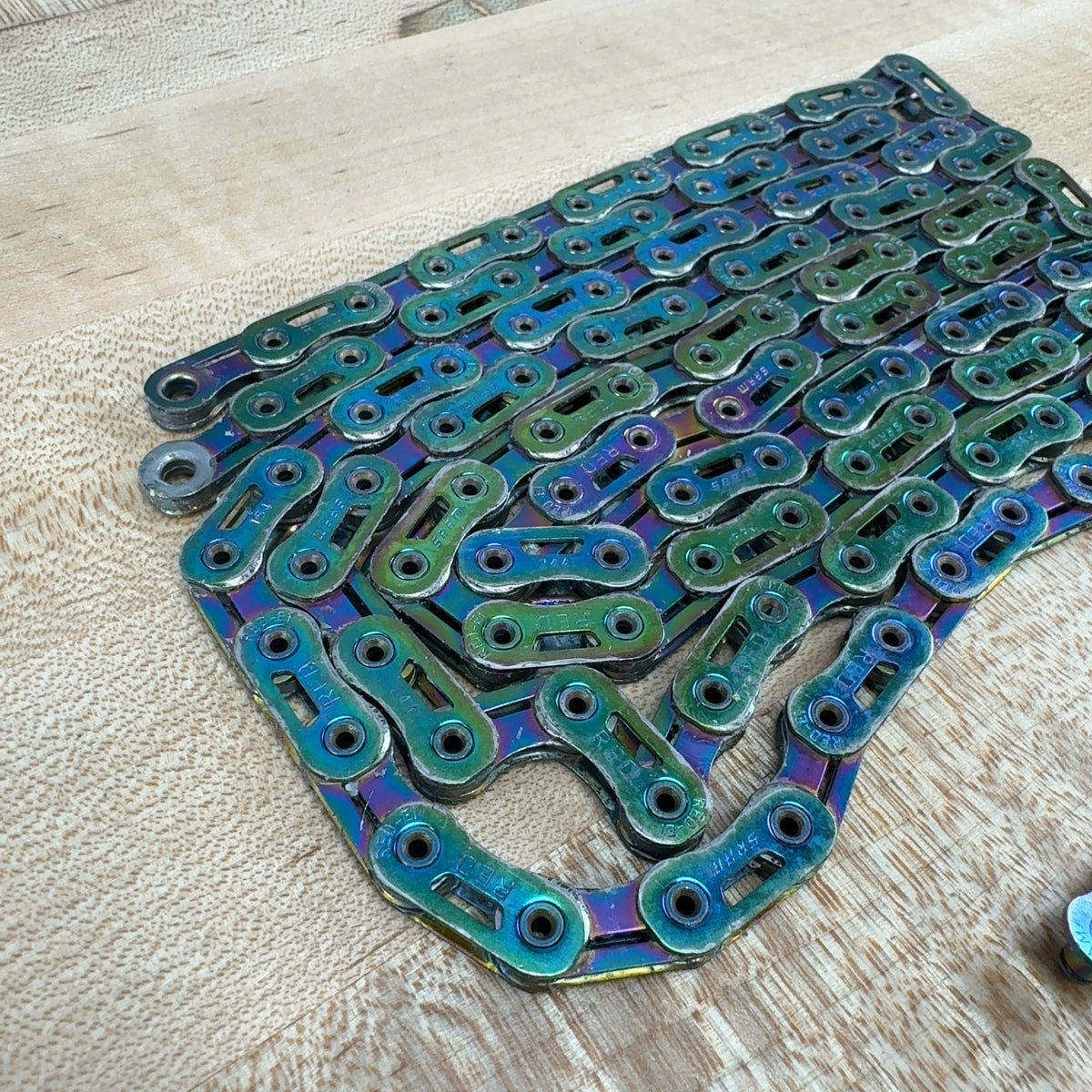 SRAM Red AXS 12/13 Speed Flattop E1 Rainbow Chain 115 Link 245g Waxxed — photo 3 of 4