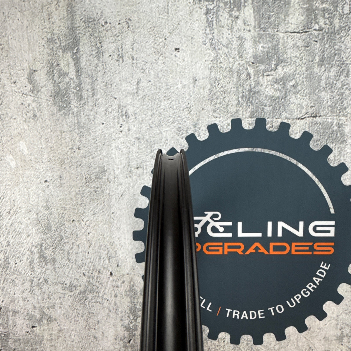 New Take Off! 3T Discus 40|30 Carbon Tubeless Road Bike Wheelset 700c MSRP $1769 — photo 8 of 10