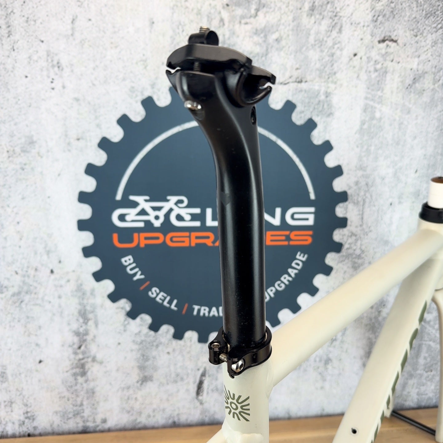 Low Mile! 2025 Blackheart Road AL Aluminum Disc Brake FSA ACR Frameset
