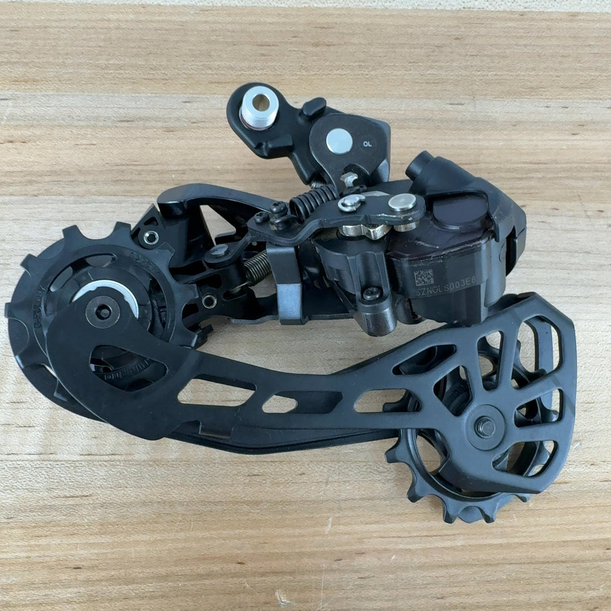 New Take Off! Shimano Deore XT RD-M8050 MTB 11-Speed Rear Derailleur 327g — photo 3 of 6