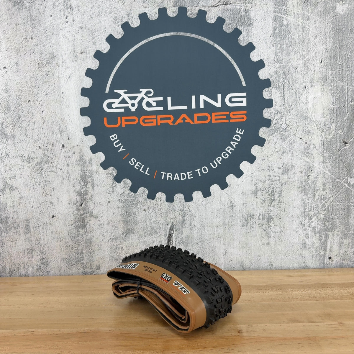 New Take Off! Maxxis Rekon 29x2.40WT Tubeless Tanwall Single MTB Bike Tire — photo 2 of 5