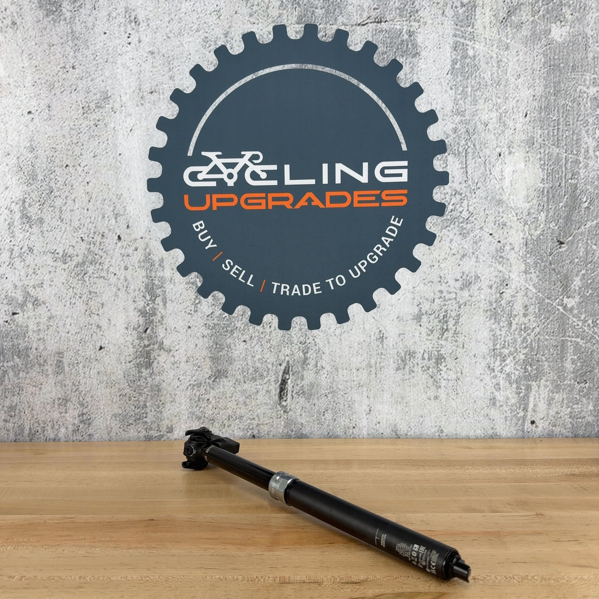 New Take Off! Rockshox Reverb AXS 31.6mm x 150mm MTB Dropper Post 677g w/Battery — photo 2 of 8