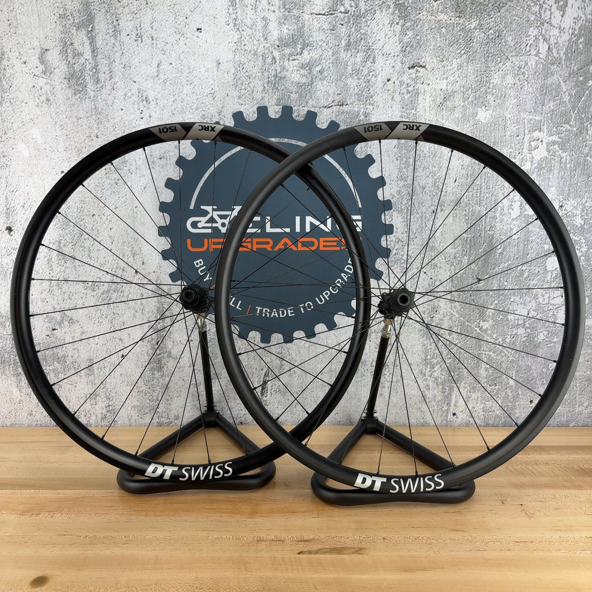 Low Mile! DT Swiss XRC 1501 Spline One MTB Carbon 29" Boost DT 240 Hubs Wheelset — photo 1 of 17