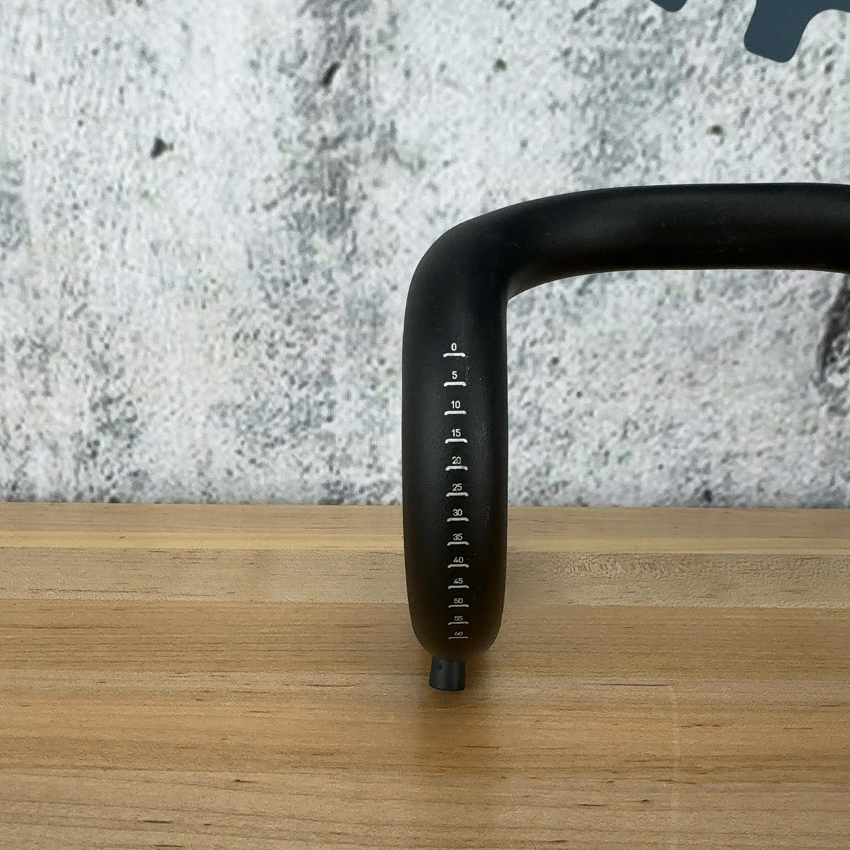 Light Use! Specialized Hover Expert 40cm 31.8mm Round Drop Bar Handlebar 273g