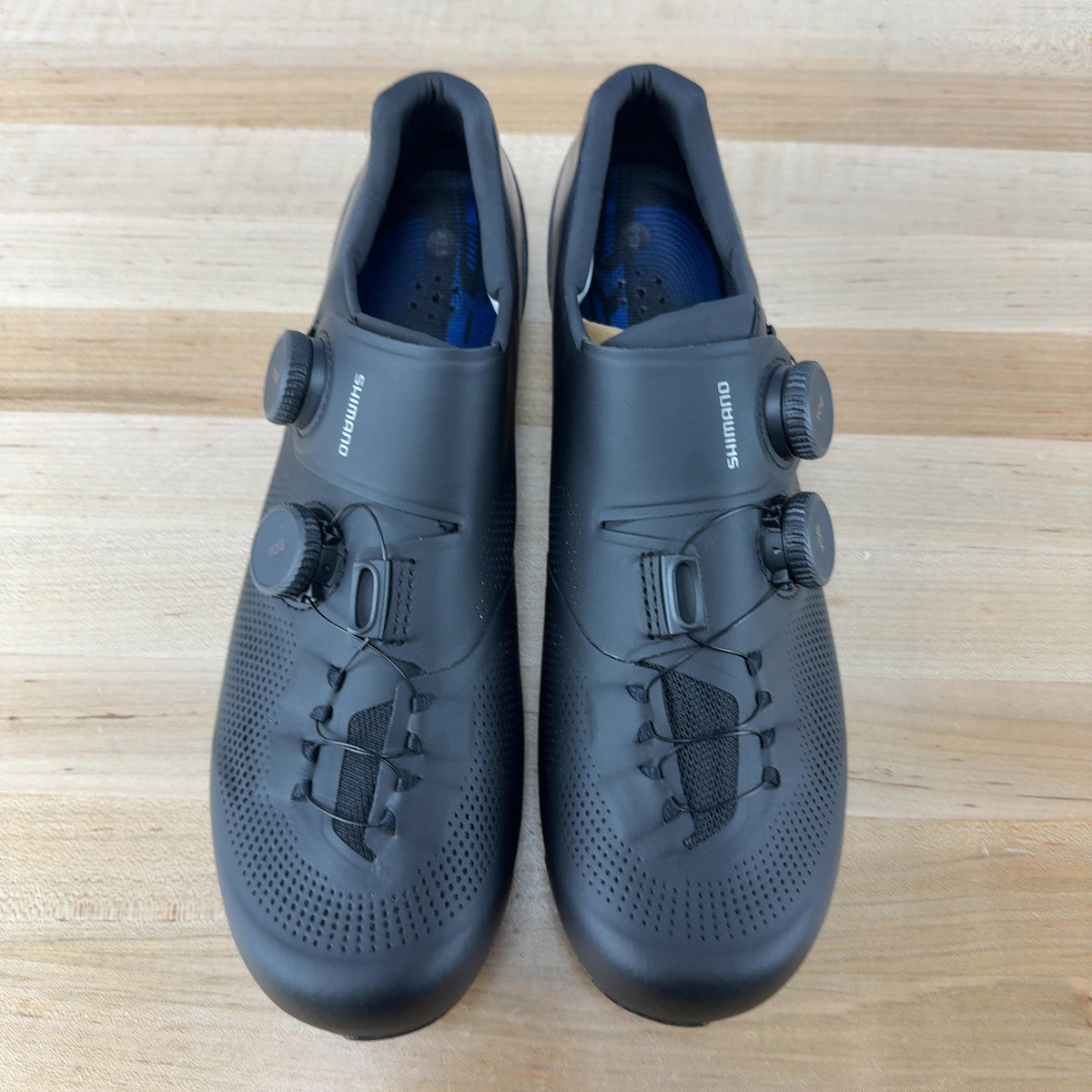 New! Shimano S-Phyre SH-RC903 43.5 EU Black Carbon Clipless Bike Shoes MSRP $450 — photo 2 of 7