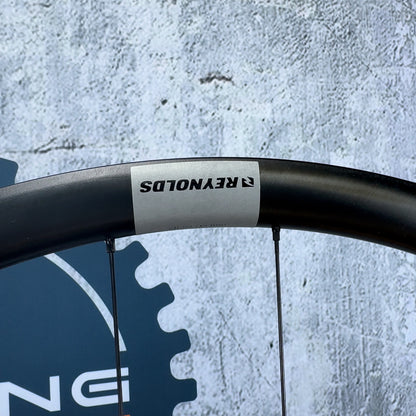 Low Mile! Reynolds G700 700C Carbon Shimano Microspline Gravel Hookless Wheelset