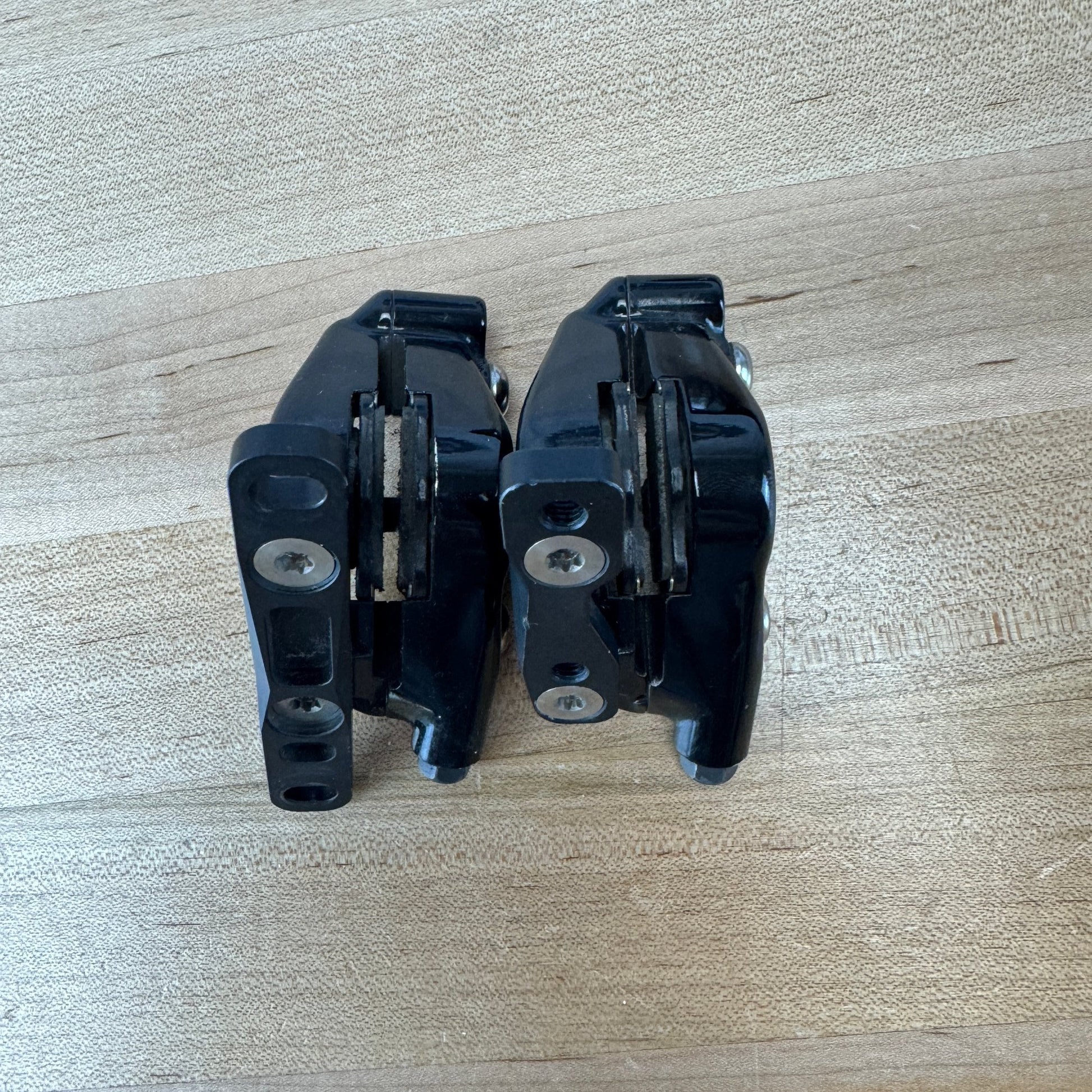 SRAM Rival AXS D1 12/13-Speed Flat Mount Disc 12 Speed Shifters w/ Calipers