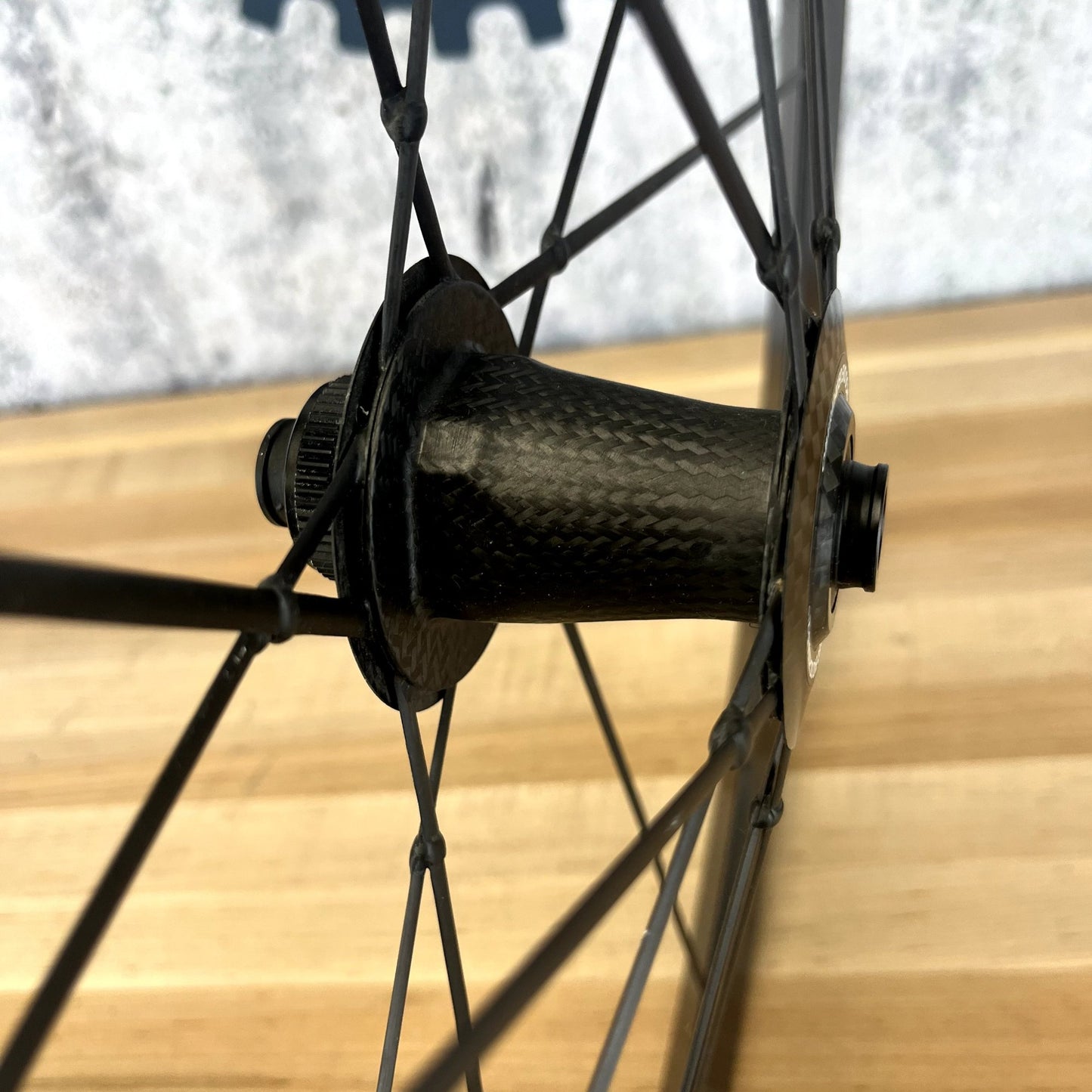 Low Mile! 2023 Lightweight Obermayer Evo Schwarz Carbon Disc Brake Tubeless Front Wheel