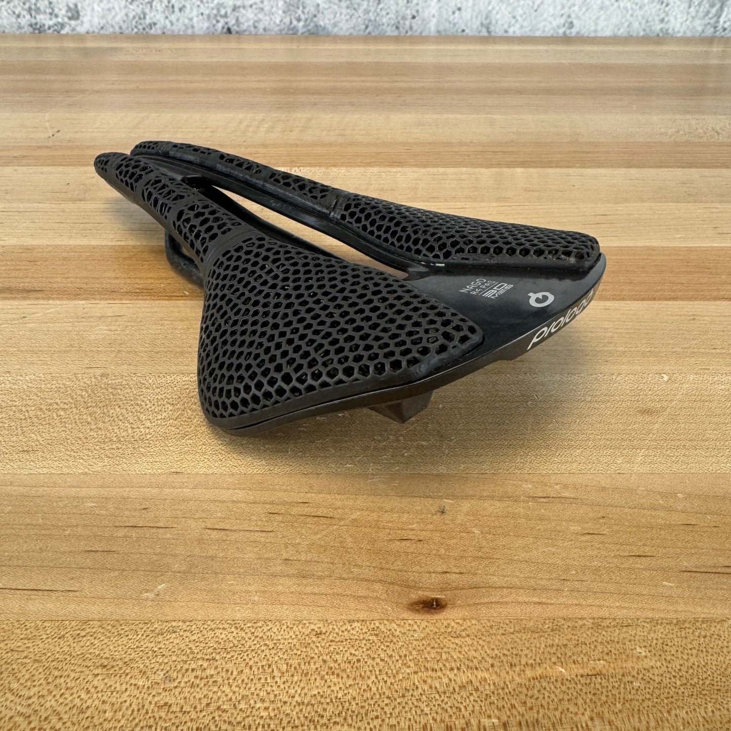 Low Mile! Prologo Nago R4 PAS 3DMSS 3D NACK Carbon Rails 137mm Bike Saddle