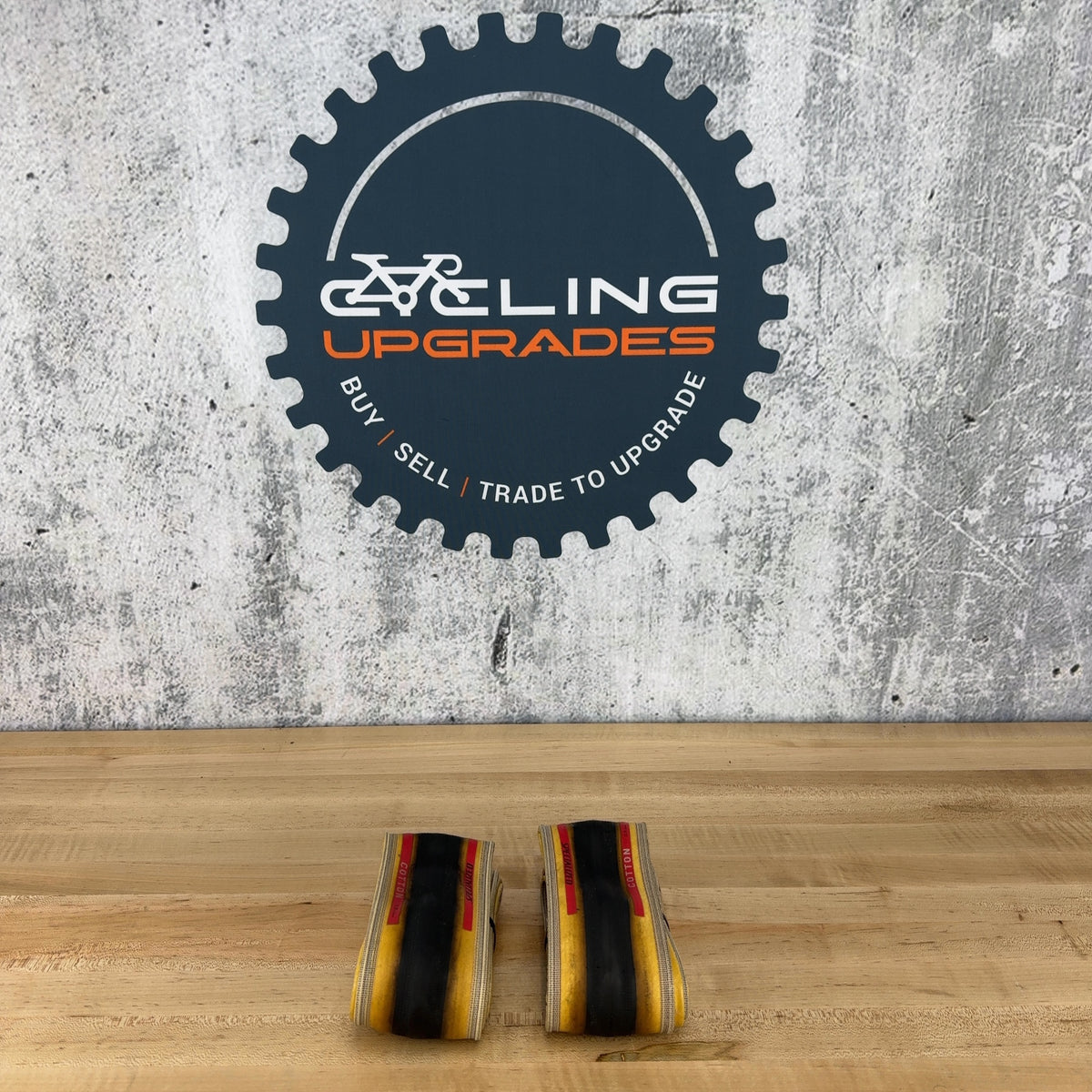 Low Mile! Pair Specialized Cotton TLR 32mm 700c Tubeless Tanwall Tires