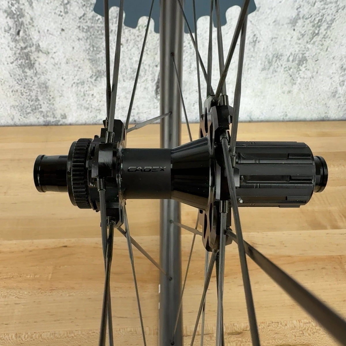 Low Mile! 2024 Cadex AR 35 Gravel Hookless Disc Tubeless Carbon Wheelset 1285g