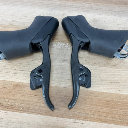 SRAM Red AXS D1 12-Speed Disc Brake Electronic Road Bike Shifters w/ Calipers