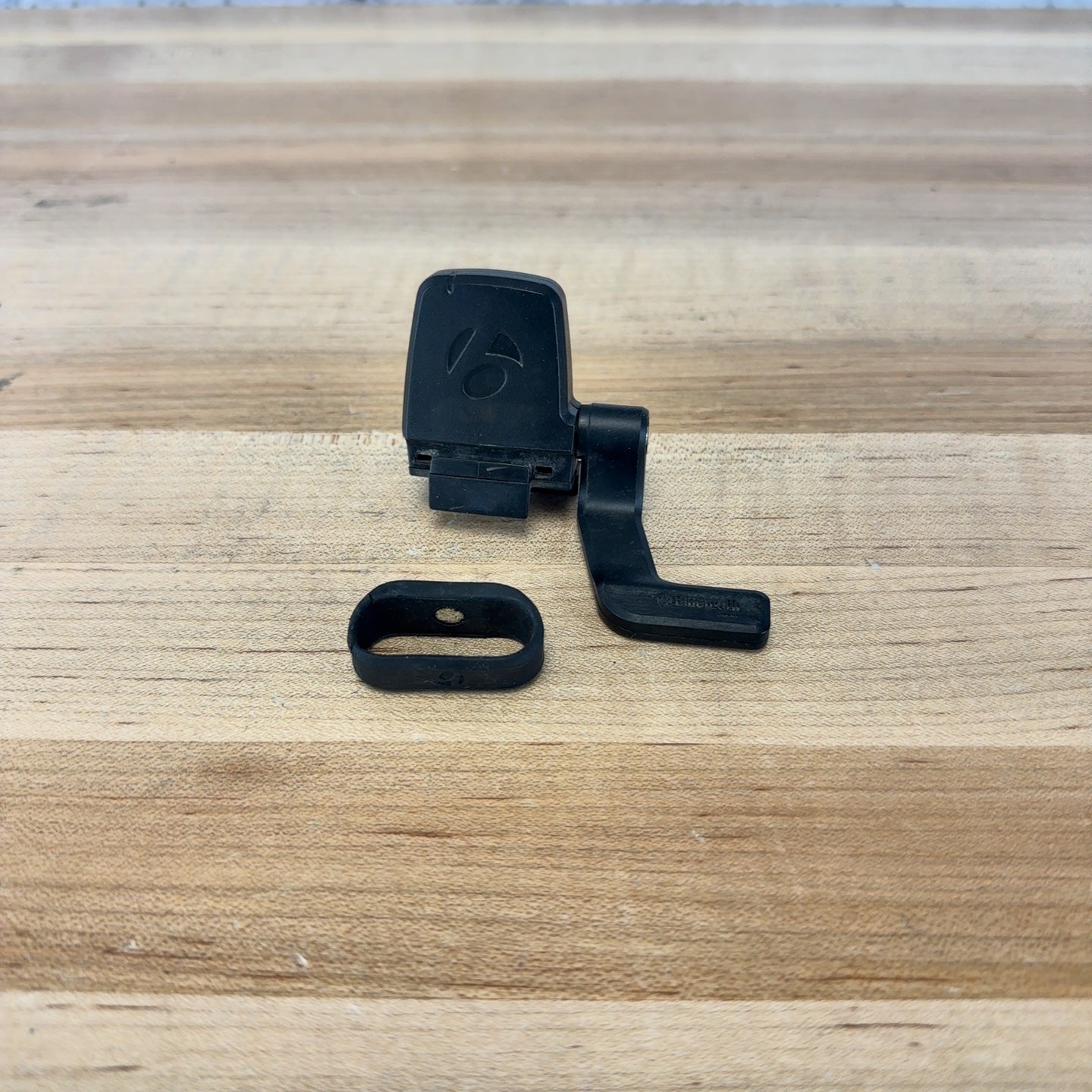 Low Mile! Bontrager Interchange Digital Speed/Cadence Combo Sensor