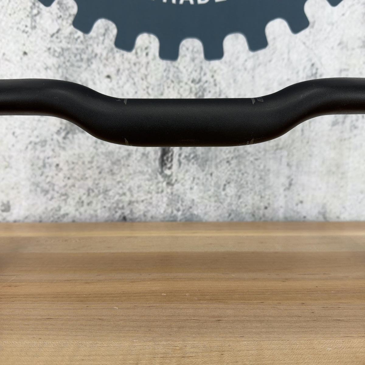 Light Use! Specialized Hover Expert 40cm 31.8mm Round Drop Bar Handlebar 273g