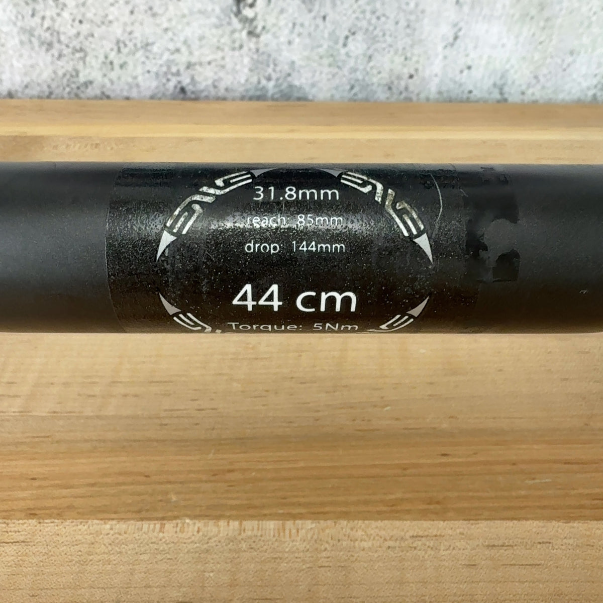 Enve Road Compact 44cm 31.8mm Carbon Black 79mm Reach Road Bike Handlebar 207g — photo 10 of 11