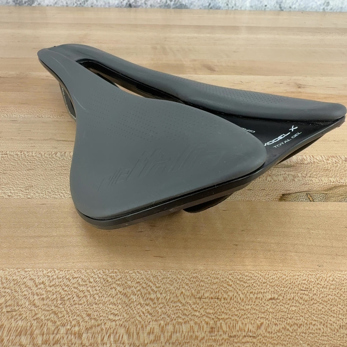 New Take Off! Selle Italia Model X 145mm Grey 7x7mm Chromoly Rails Bike Saddle — photo 6 of 9