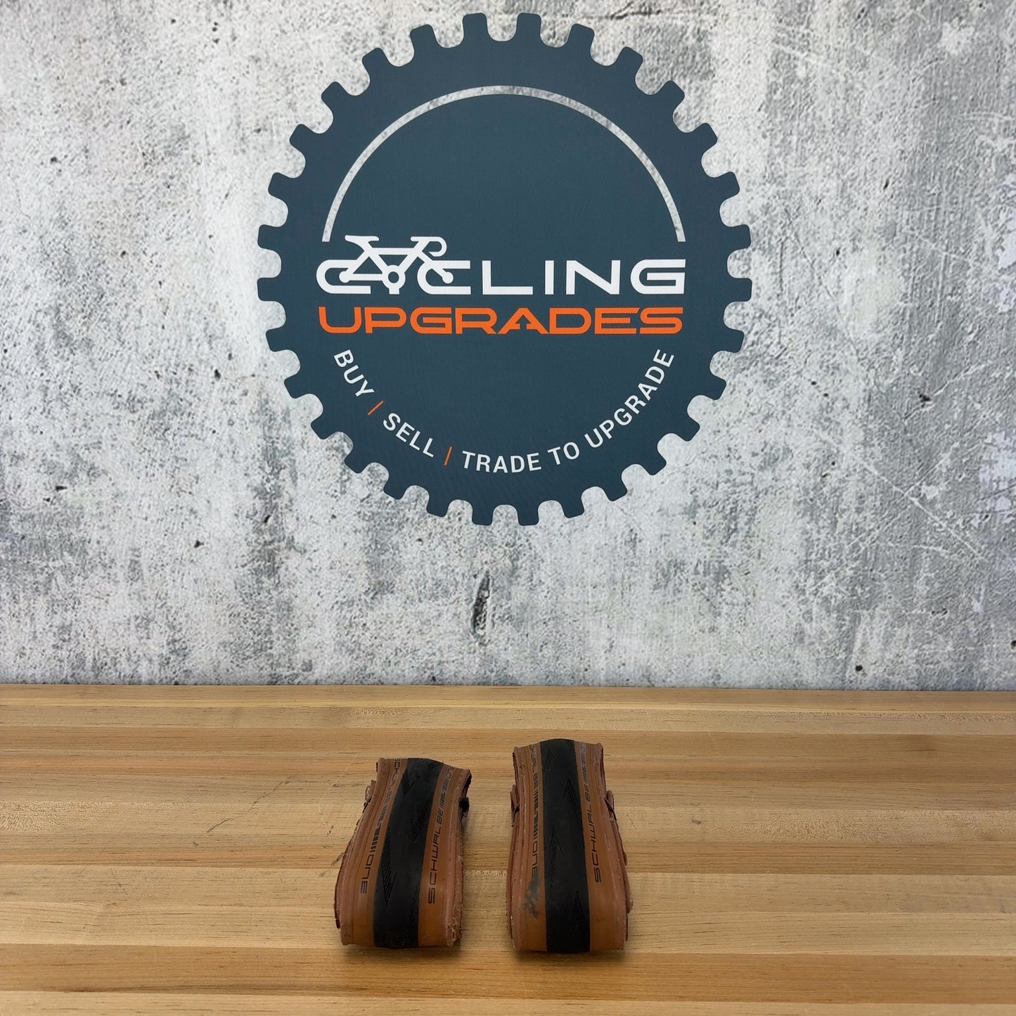 Pair Schwalbe One 28mm 700c Tubeless Tanwall Road Tires