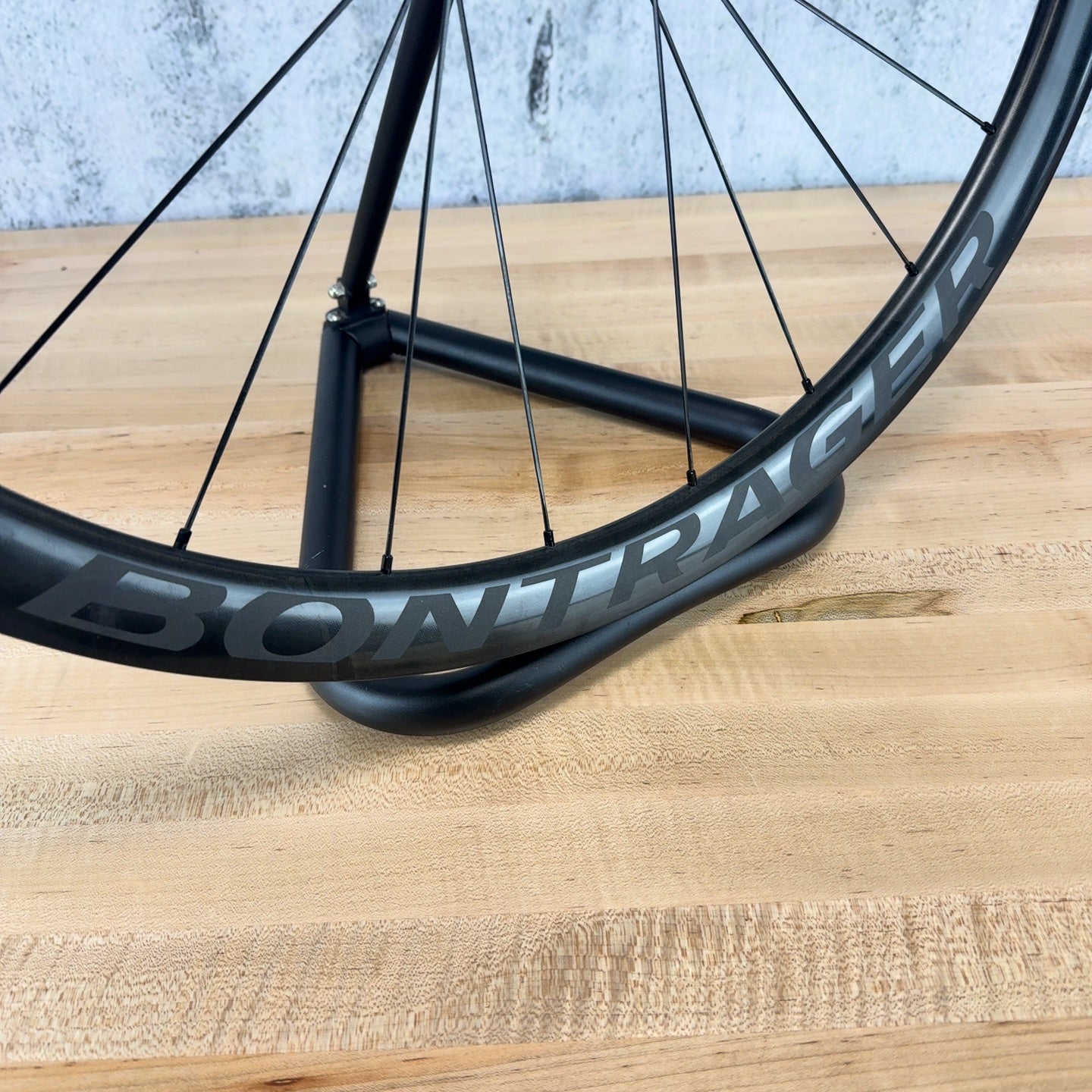 Light Use! Bontrager Aeolus RSL 37 700C Disc Brake XDR Carbon Rear Wheel 748g