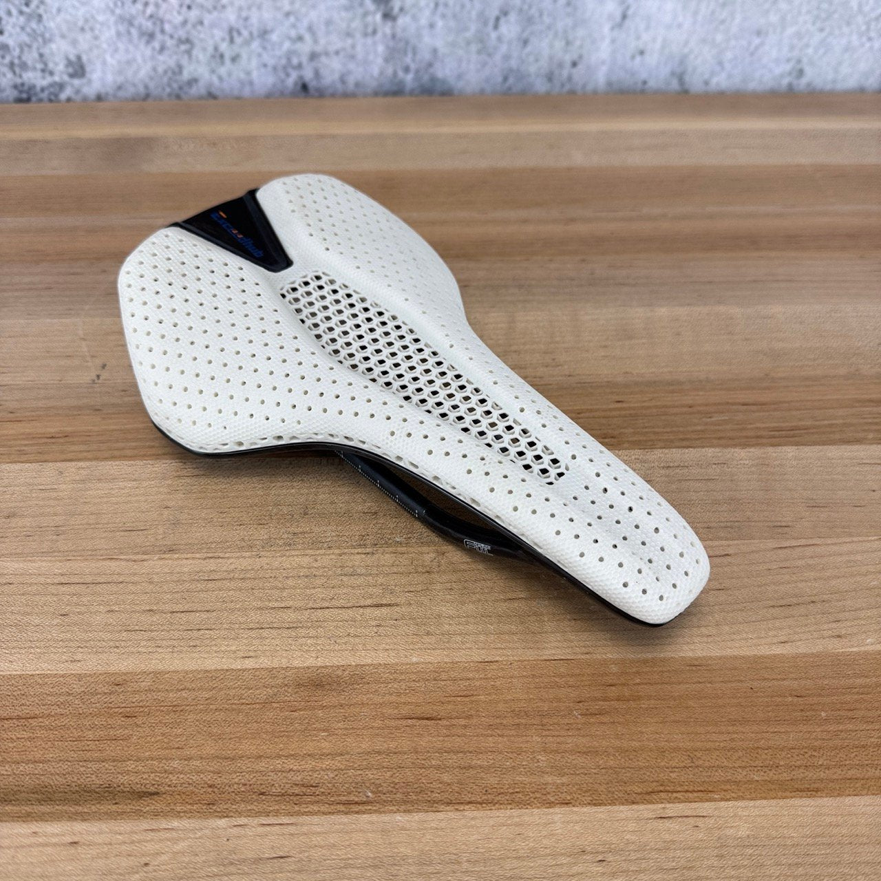 New Take Off! Exceedhub Carbon 3D Print White Saddle
