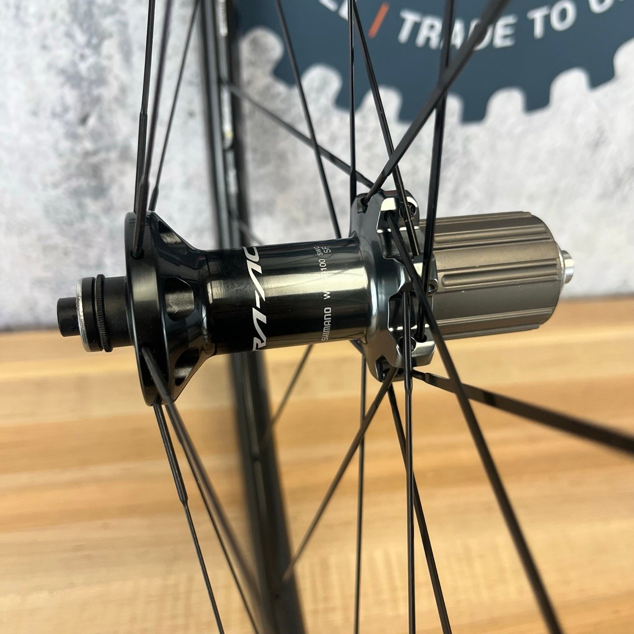 New! Shimano Dura-Ace WH-R9100 Tubular C40 Carbon Wheelset MSRP $2400