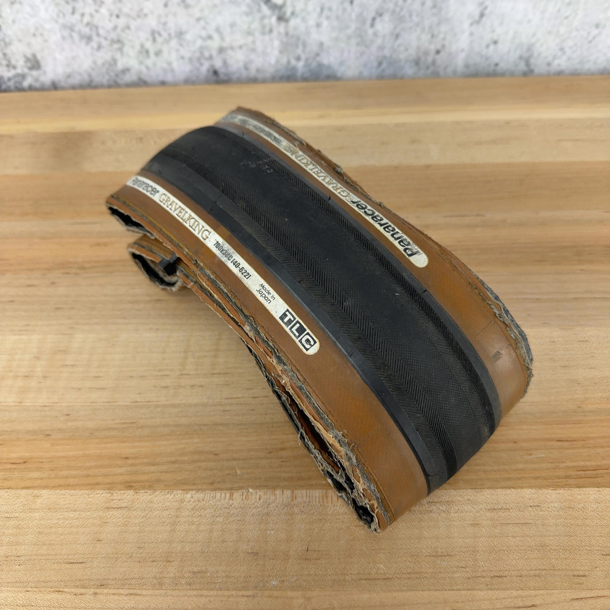 Panaracer Gravelking 700c x 38mm Tubeless Tanwall Gravel Single Road Tire 352g — photo 1 of 4