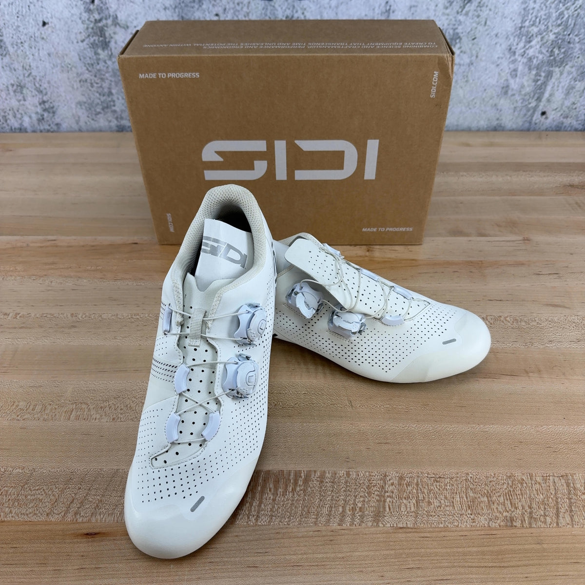 Light Use! Sidi Ergo 6 42.5 Road 3-Bolt Carbon BOA White Cycling Shoes MSRP $430 — photo 1 of 8