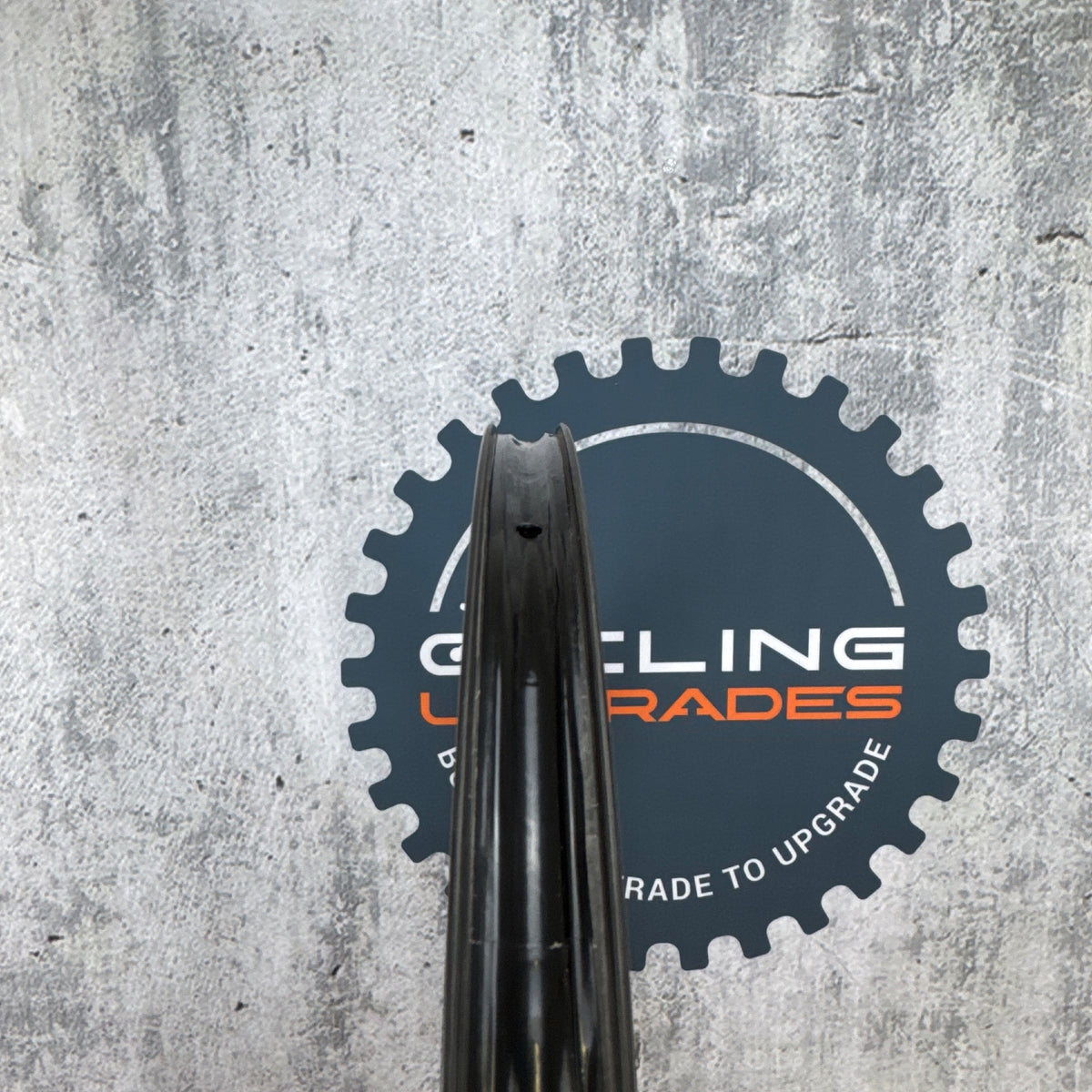 Industry Nine UL250 Solix G Carbon Tubeless Bike Wheelset 700c 1317g — photo 6 of 8