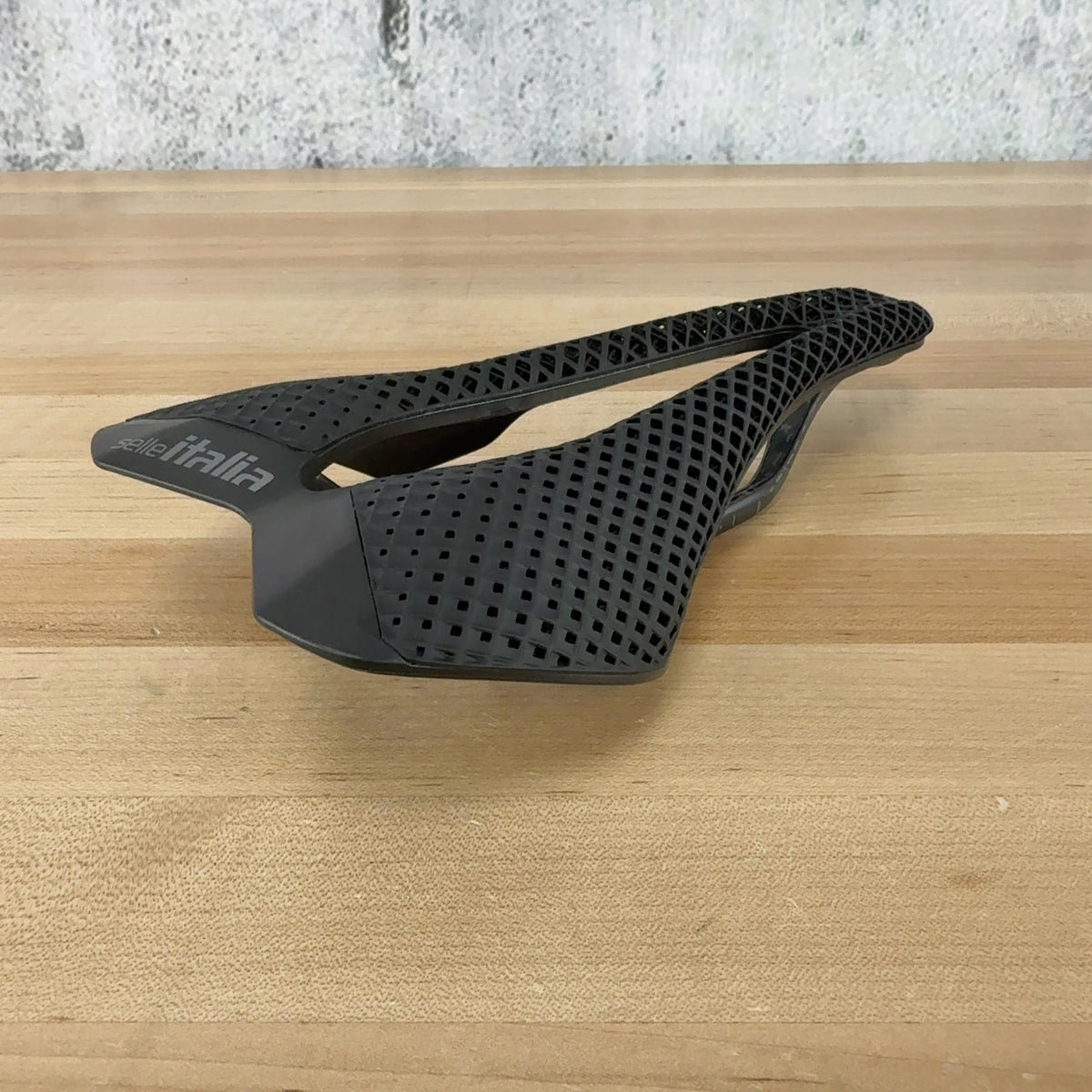 Mint! Selle Italia SLR 3D S3 130mm Black Carbon 7x9mm Rails Bike Saddle 140g — photo 5 of 7
